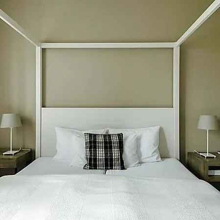 Bed & Breakfast Antiqua 4*