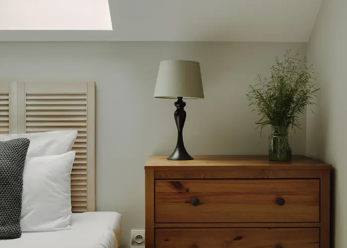 לינה וארוחת בוקר Antiqua ראסיבורז'