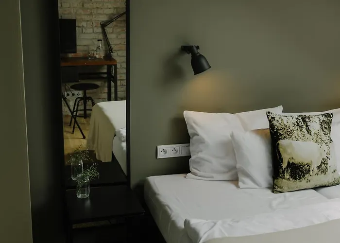 Antiqua 4* ראסיבורז'