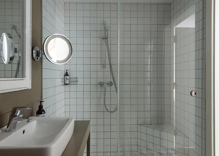 Antiqua לינה וארוחת בוקר ראסיבורז'