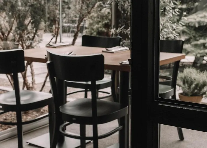 לינה וארוחת בוקר Antiqua ראסיבורז'